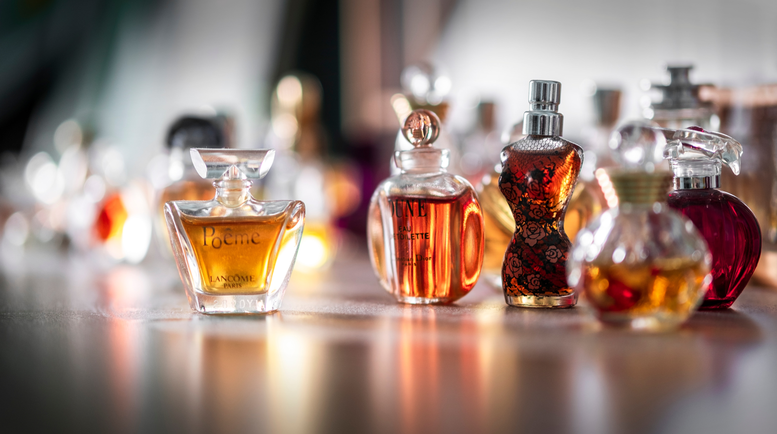 Les flacons pour parfum : un écrin essentiel pour la fragrance